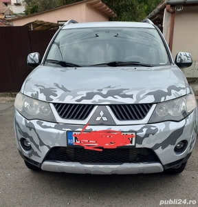 Mitsubishi Outlander vand sau schimb