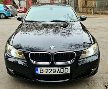BMW E90 318d/ 143 cp/Bi-Xenon/Automat/Incalzire Scaune Bucuresti Sectorul 4