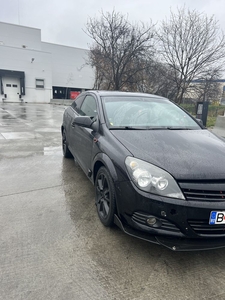 Opel astra h gtc Runcu