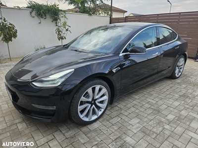 Tesla Model 3 Langstreckenbatterie Allradantrieb Dual Motor