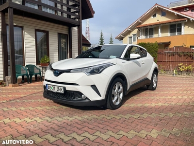 Toyota C-HR 1.8 HSD 122 CP 4x2 CVT Style