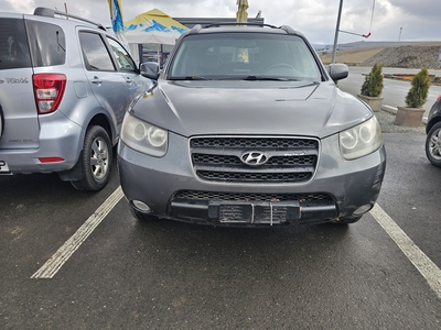 Vand hyundai santafe 7locuri MOTOR DEFECT!!! Zalau