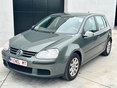 Volkswagen Golf 5 - Full // 6 trepte! Suceava