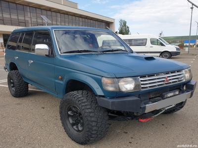 Mitsubishi Pajero lung 3.5 benzina v6