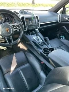 Porsche Cayenne 3.0 L V6