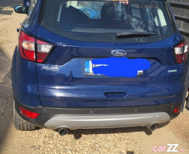 Ford kuga 1.5 ecobost, benzină, an fabricație 2018