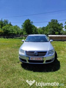 Volkswagen Passat Comfortline TDI - Navi -