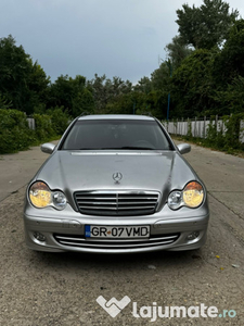 Mercedes Benz C200