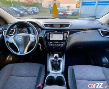 Nissan Qashqai 12 motor Navigatie + camera si alte optiuni pentru 2014