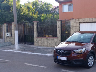 Opel crossland x * 2019 * ca nouă* 17.700 km * navigatie *