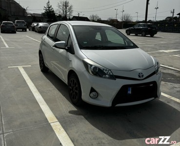 Toyota Yaris Hybrid