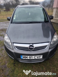 Opel Zafira 2011