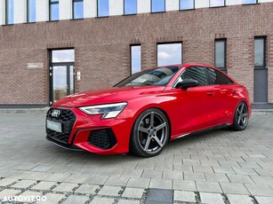 Audi S3 TFSI quattro S tronic