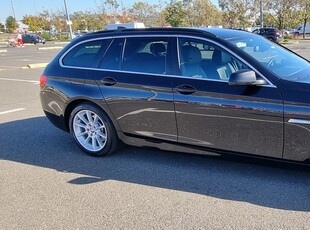 BMW Seria 5 525d xDrive Touring Aut. Luxury Line