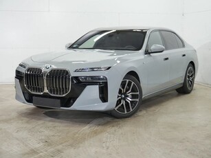 BMW Seria 7 740d xDrive