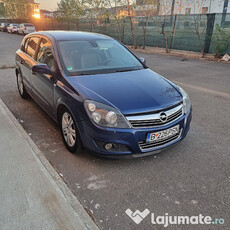 Liciteaza-Opel Astra 2009