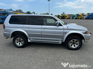 Mitsubishi Pajero Sport 2.5 TD Intense Piele