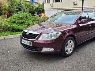 Skoda Octavia 1.6 TDI DPF DSG Elegance