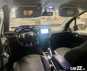 Peugeot 208. AUTOMATĂ MOTOR 1,4 HDI. An Fabricatie 2013