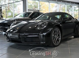 Porsche 992 Carrera 4 21 Zoll Spyder Kamera Glasdach DE