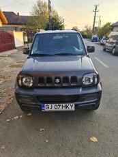 Suzuky Jimny din 2011,e 4w4,euro5,benzina ideala pentru vanatoare,pescuit si drumuri neasfaltate