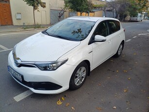 Toyota Auris Hybrid