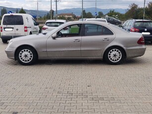 Vând Mercedes Benz