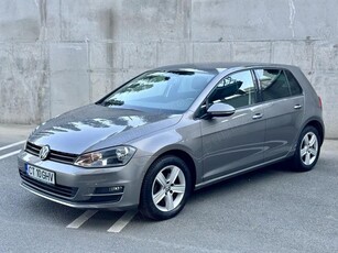 Volkswagen Golf 7 1.2 90cp Scaune incalzite Navi Comenzi volan