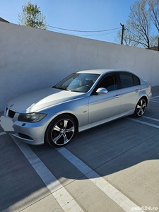 De vanzare bmw 320i