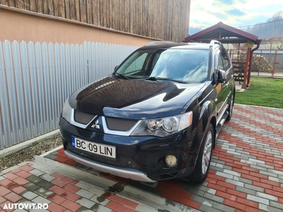 Mitsubishi Outlander 2.2 DI-D NAVI Instyle