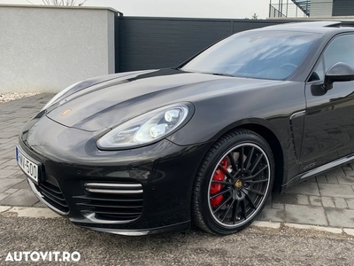 Porsche Panamera 4.8 PDK GTS