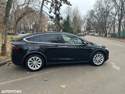 Tesla Model X Maximale Reichweite