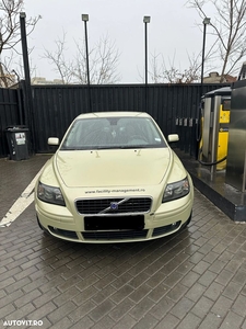 Volvo S40