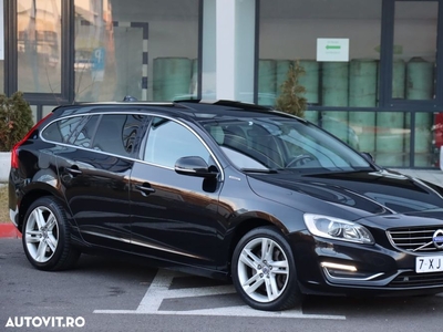 Volvo V60 D6 Plug-In-Hybrid AWD Geartronic Summum