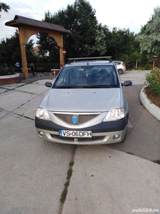 Vând Dacia Logan