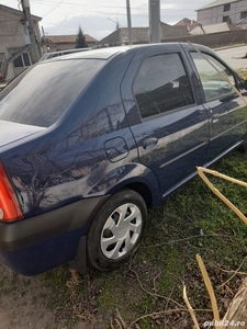 Vînd dacia Logan 1.5 dizel