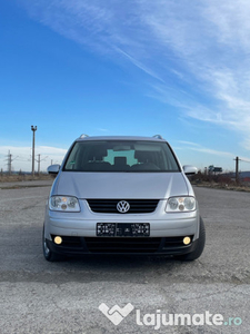 Volkswagen TOURAN DSG