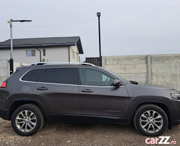 Liciteaza-Jeep Cherokee 2019