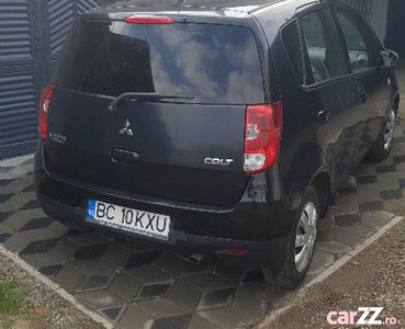 Mitsubishi colt an 2010 km 118500