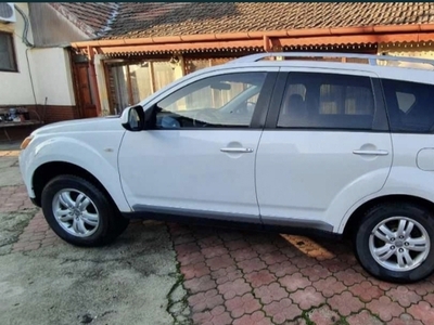 Vand Mitsubishi Outlander