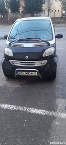 Vând smart fortwo din 2000