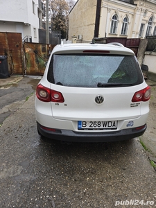 vând vw tiguan 4 4 2.0 diesel