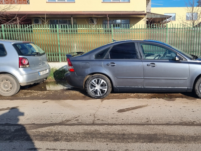 Volvo S40 din 2005 2.0D 136 de cai