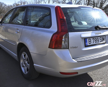 Volvo V50 1.8 Momentum 169500 km 1798 cm3 Benzina