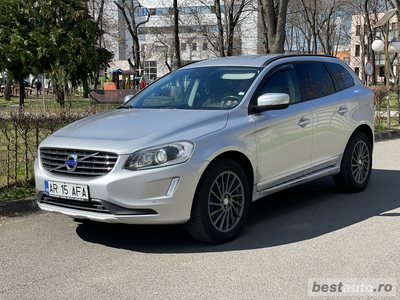 Volvo XC60 Facelift - 181 CP - jante 19