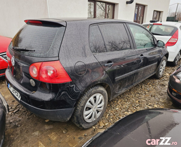 Vw golf 5, an 2006, 1.4 benzina = rate cu buletinul