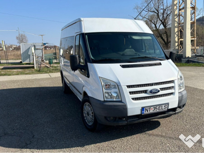 Ford Transit 2012 8+1 de inchiriat