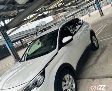 Peugeot 3008 2018 1.5 BlueHdi carte service