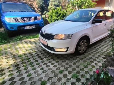 Skoda Rapid 2016 diesel perfecta stare ieftin URGENT