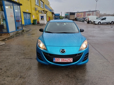 Mazda 3 1.6 benzina 105 cai ,198.000 km ,clima,jante 17 Import Germania Unic prop